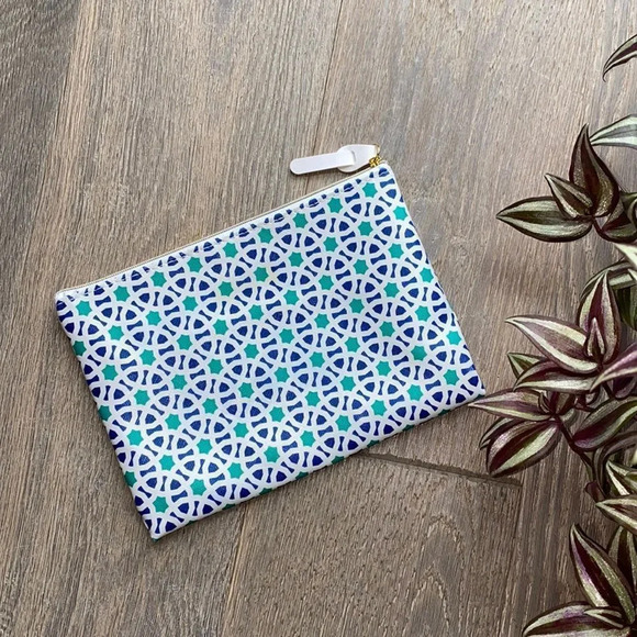 Pouch with Turkish motifs print - Picture 1 of 3